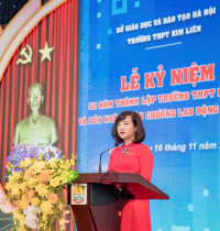 Cô Nguyễn Thị Hiền, Hiệu trưởng Trường THPT Kim Liên