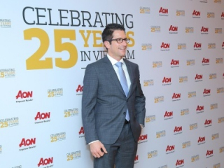 Tổ chức lễ kỷ niệm thành lập công ty chuyên nghiệp sáng tạo ấn tượng