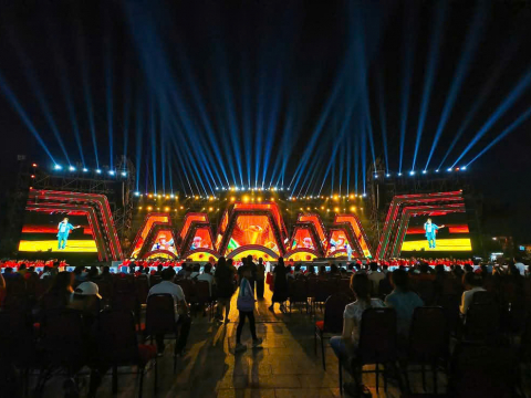 NHỮNG NHỊP CẦU VƯƠN TỚI TƯƠNG LAI