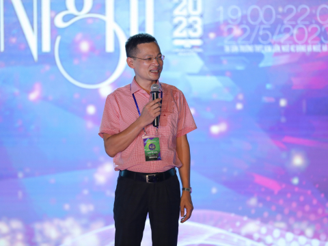 PROM NIGHT KIM LIÊN