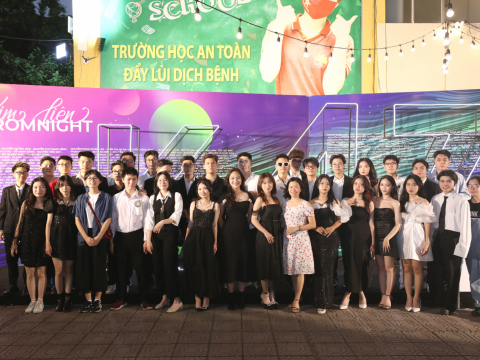 PROM NIGHT KIM LIÊN