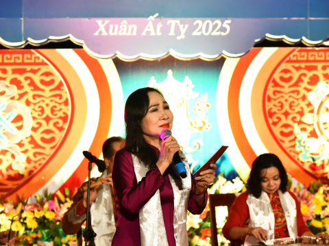 ĐÊM THƠ NGUYÊN TIÊU CHÙA HƯƠNG 2025