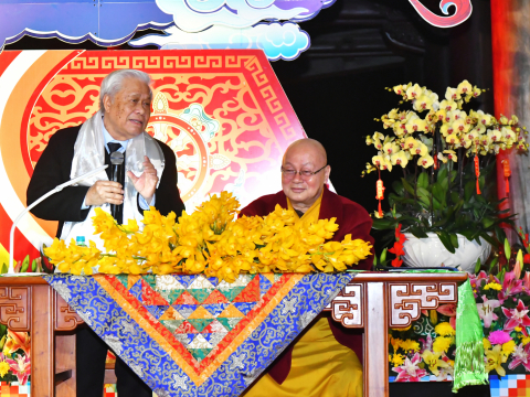 ĐÊM THƠ NGUYÊN TIÊU CHÙA HƯƠNG 2025