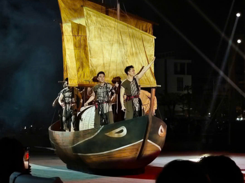 NHỮNG NHỊP CẦU VƯƠN TỚI TƯƠNG LAI