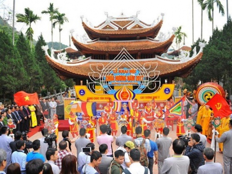 Lễ hội chùa Hương năm 2018: Lễ hội kỷ cương – Văn minh du lịch