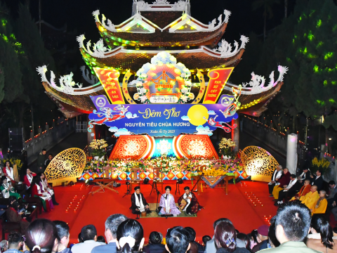 ĐÊM THƠ NGUYÊN TIÊU CHÙA HƯƠNG 2025